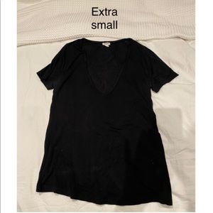 🌷 FREE Black Deep VNeck Extra Small T-shirt SUNNY